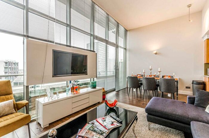 2 Bedroom Flat To Rent In City Road, City, London, EC1V