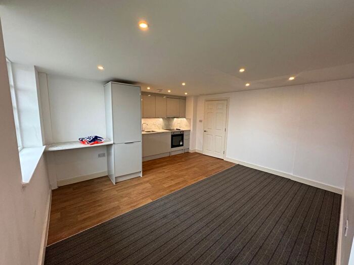 1 Bedroom Flat To Rent In Milton Road, Gravesend, DA12