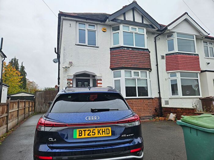 3 Bedroom Property To Rent In Alcott Lane, Birmingham, B37