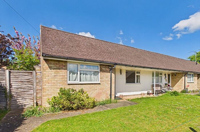 1 Bedroom Bungalow For Sale In Chestnut Close, Haslingfield, CB23
