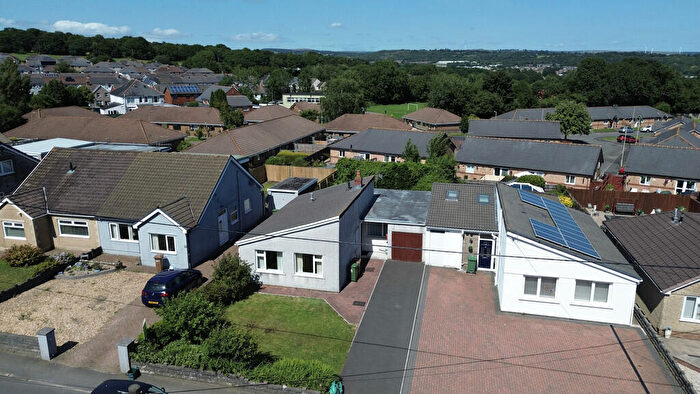 3 Bedroom Semi-Detached Bungalow For Sale In Hengoed Road, Penpedairheol, CF82
