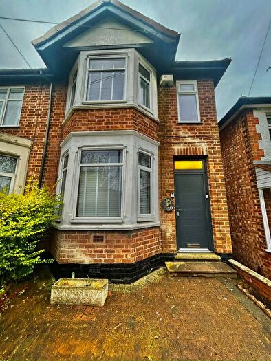 4 Bedroom Terraced House To Rent In London Road, Willenhall, Coventry, CV3