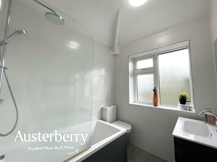 2 Bedroom Semi-Detached House For Sale In Inglewood Drive, Newcastle, ST5