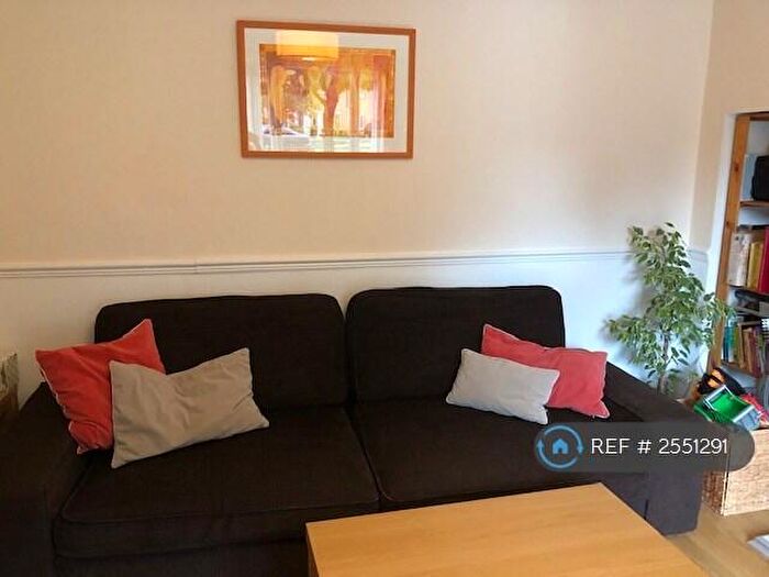 3 Bedroom Semi-Detached House To Rent In Gunhild Way, Cambridge, CB1