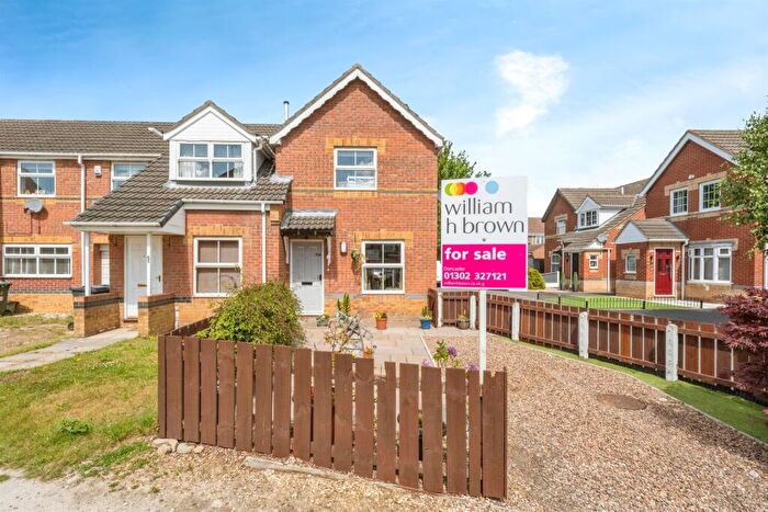 2 Bedroom Town House For Sale In Ansult Court, Bentley, Doncaster, DN5