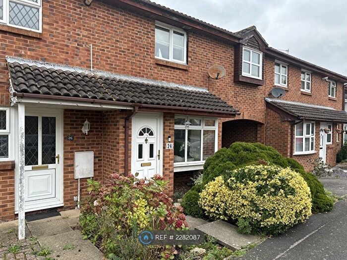 3 Bedroom Terraced House To Rent In Amethyst Grove, Waterlooville, PO7