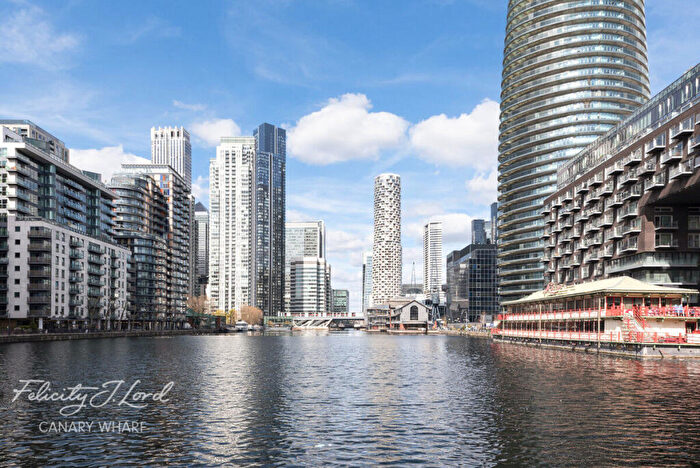 1 Bedroom Flat For Sale In Aegon House, Lanark Square, London, E14