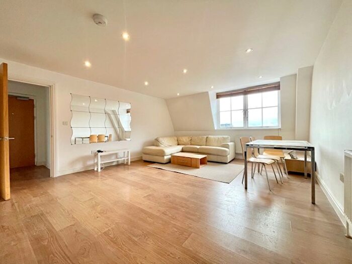 1 Bedroom Flat To Rent In Stepney Causeway, E1
