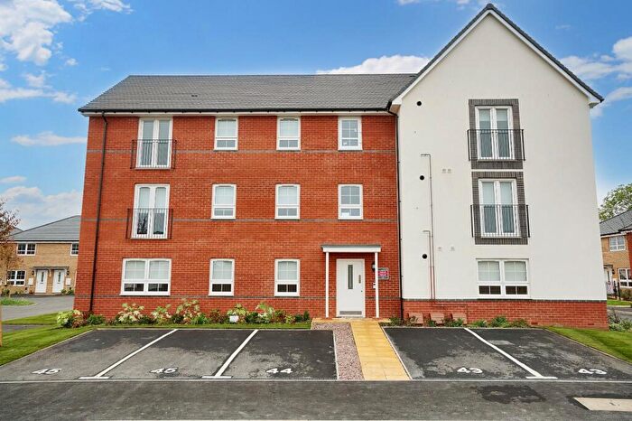 2 Bedroom Flat To Rent In Campbell Drive, Upper Lighthorne, Leamington Spa, Warwickshire, CV33