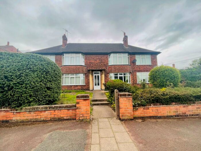 2 Bedroom Apartment To Rent In Musters Road, West Bridgford, NG2