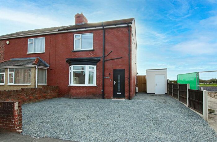 3 Bedroom Semi-Detached House For Sale In Main Street, Hatfield Woodhouse, Doncaster, DN7