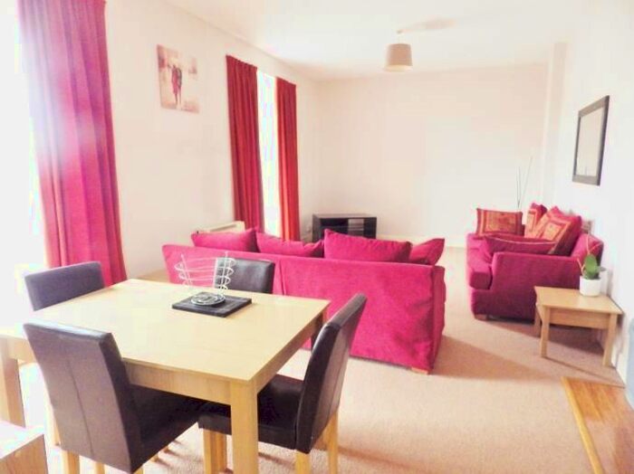 2 Bedroom Flat To Rent In Slateford Road, Edinburgh, EH14