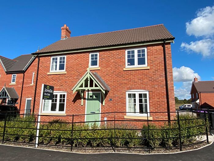 4 Bedroom Detached House For Sale In Southwold Road, Market Rasen, LN8