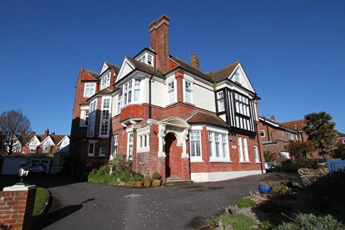 4 Bedroom Apartment For Sale In Chesterfield Road, Eastbourne, BN20