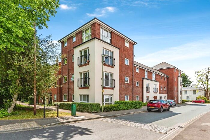 2 Bedroom Flat For Sale In Colby Street, Southampton, Hampshire, SO16