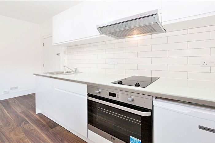 Studio To Rent In Lindfield Gardens, London, NW3