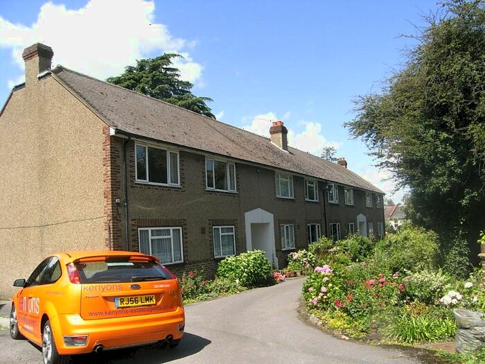 2 Bedroom Flat To Rent In Wandle Court Gardens, Wallington, Surrey, CR0
