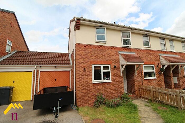 2 Bedroom Semi-Detached House To Rent In Ashton Drive, Kirk Sandall, Doncaster, DN3