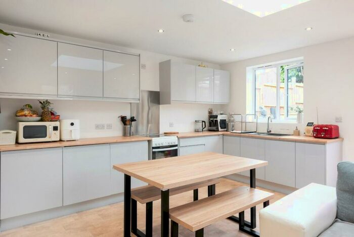 4 Bedroom House To Rent In East Close, Bath, BA2