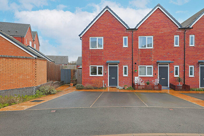 3 Bedroom Terraced House For Sale In Tupton Road, Clay Cross, S45