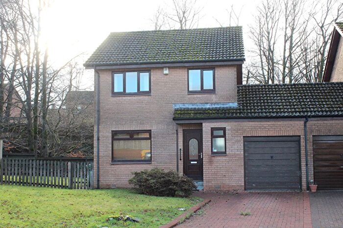 3 Bedroom Detached House For Sale In Dillichip Close, Bonhill, G83