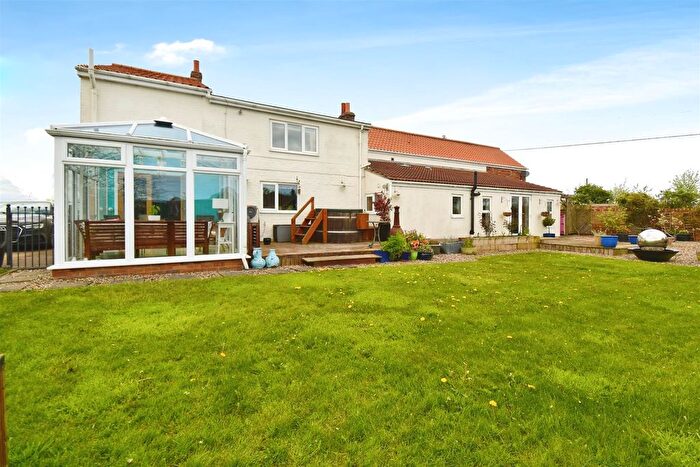 5 Bedroom Detached House For Sale In Rectory Road, Roos, Hull, HU12