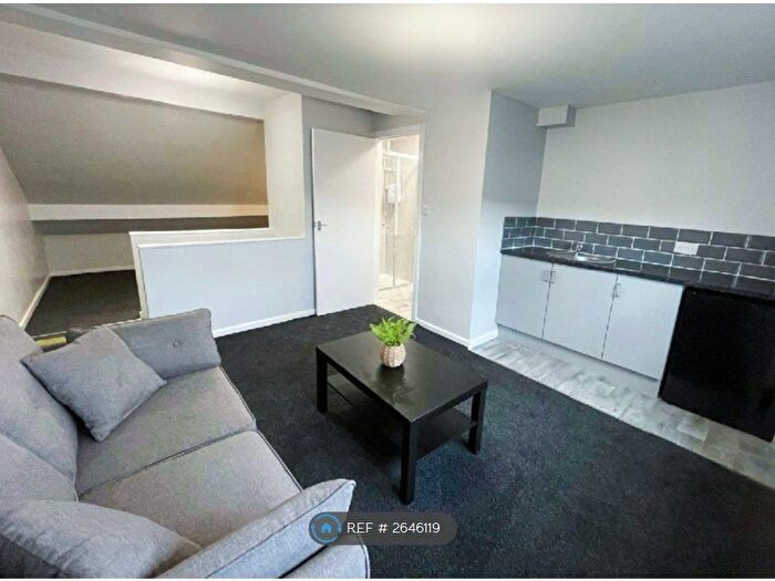 Studio To Rent In Whitehall Road, Leeds, LS12