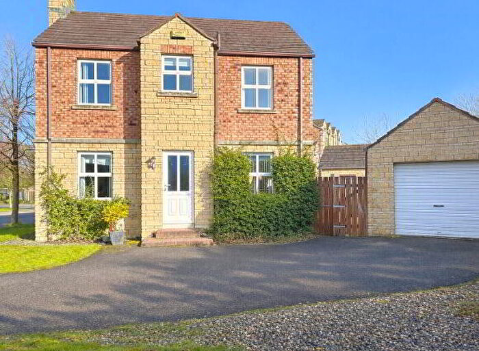 3 Bedroom Semi-Detached House For Sale In Alexandra Park, Antrim, BT41