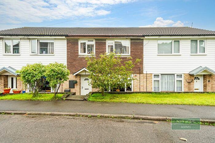 3 Bedroom Terraced House For Sale In Yeardsley Avenue, Furness Vale, High Peak, SK23