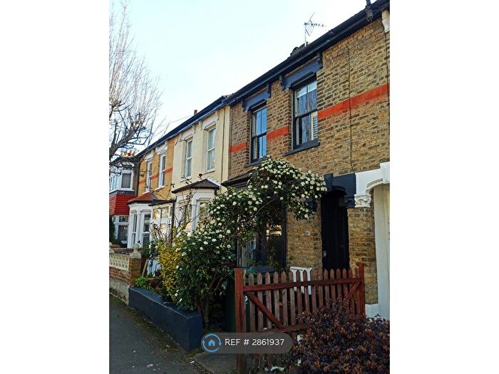2 Bedroom Terraced House To Rent In Woodville Road, London, E17
