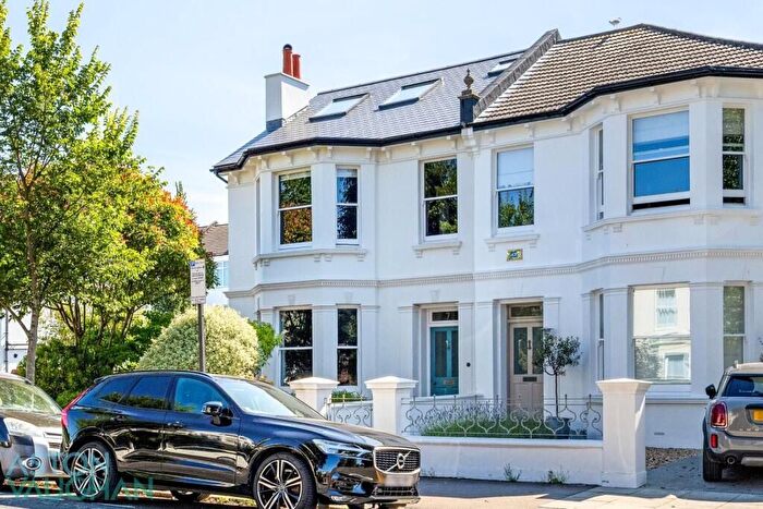 5 Bedroom Semi-Detached House For Sale In Westbourne Gardens, Hove, BN3