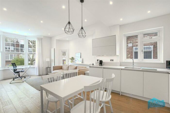 2 Bedroom Apartment To Rent In Princes Avenue, Muswell Hill, London, N10