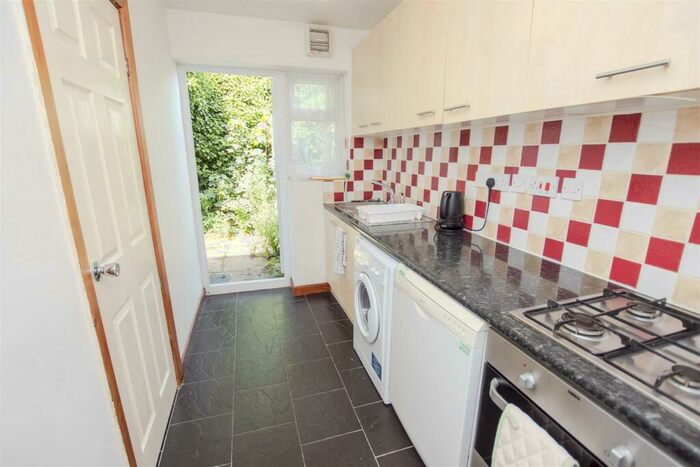 5 Bedroom House To Rent In George Road, Selly Oak, Birmingham, B29
