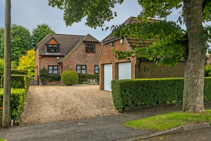 4 Bedroom Detached House For Sale In Station Road, Chilbolton, Stockbridge, SO20