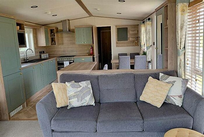 2 Bedroom Park Home For Sale In Away Resorts – Mersea Island – Essex, CO5