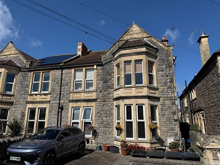 1 Bedroom Flat For Sale In Charlton Road, Weston-Super-Mare, BS23