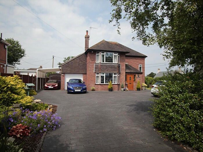 3 Bedroom Detached House For Sale In Yeovil Somerset, BA21