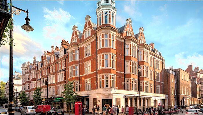 3 Bedroom Flat To Rent In Green Street, Mayfair, London, W1K