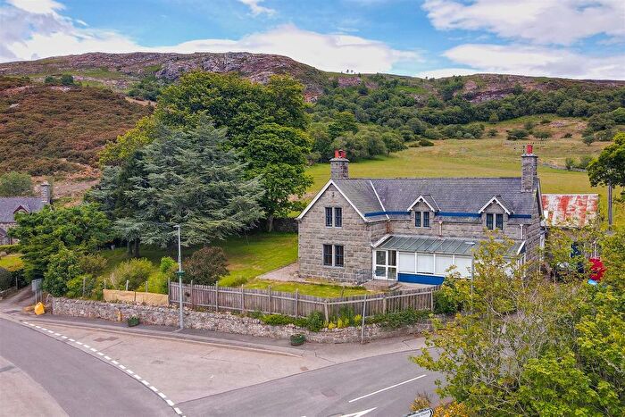 3 Bedroom Detached House For Sale In Invercorry, Rogart, Sutherland, IV28