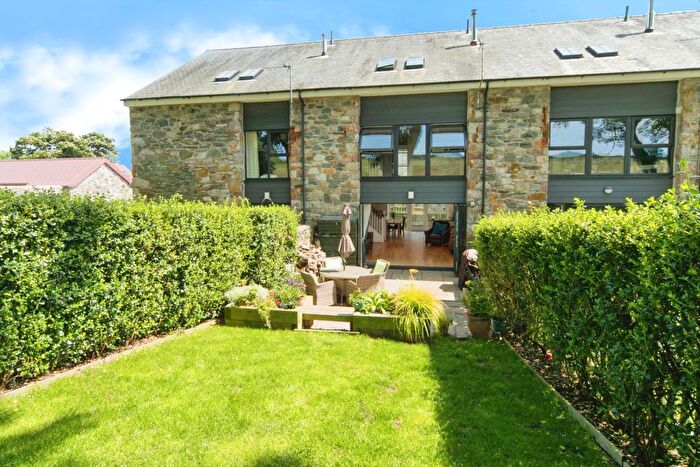 3 Bedroom End Of Terrace House For Sale In Dwyran, Anglesey, Sir Ynys Mon, LL61
