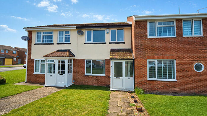 3 Bedroom Terraced House For Sale In Wrentham Avenue, Herne Bay, CT6