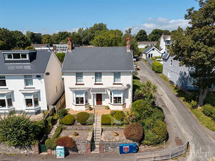 4 Bedroom Detached House For Sale In Slade Road, Newton, Swansea, SA3