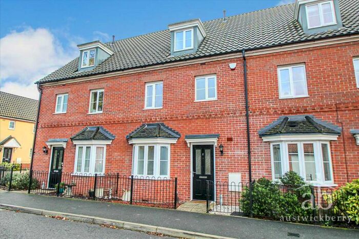 4 Bedroom Terraced House To Rent In Malkin Close, Ipswich, IP1