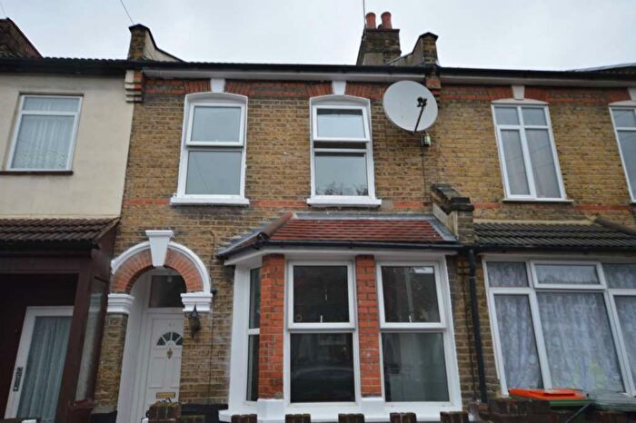 3 Bedroom Property To Rent In Wigston Road, London, E13