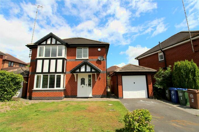 4 Bedroom Detached House To Rent In Little Flatt, Rochdale, Greater Manchester, OL12