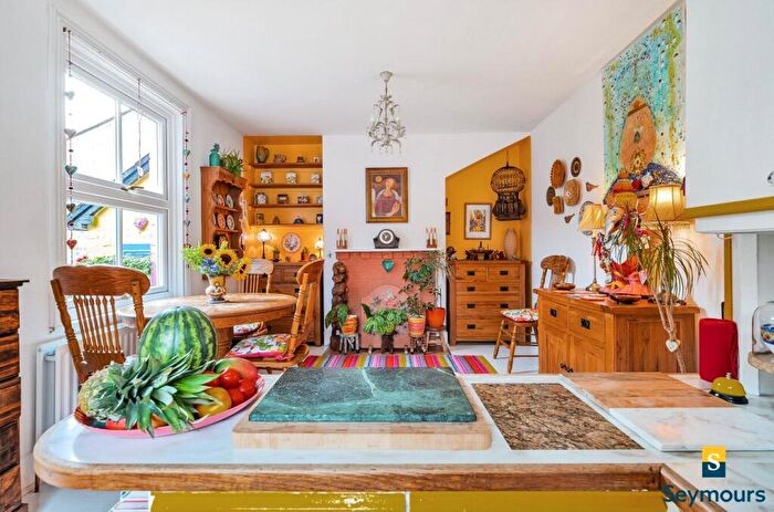 2 Bedroom Semi-Detached House For Sale In Eastwood Road, Bramley, Guildford, Surrey, GU5