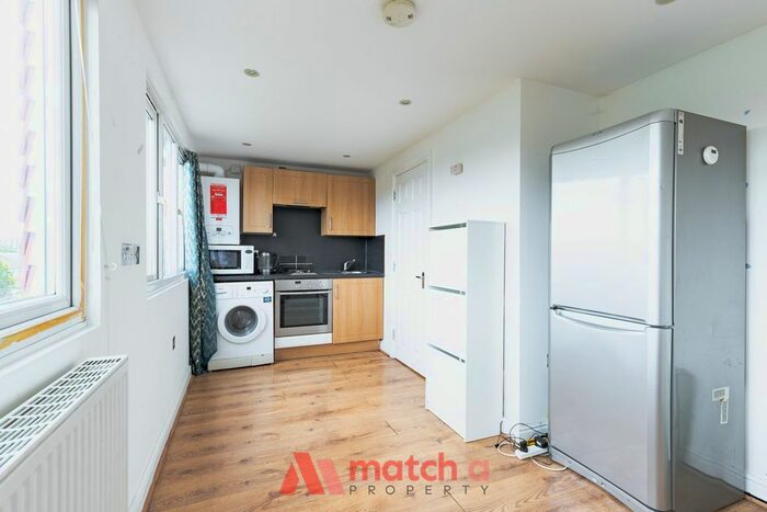 1 Bedroom Flat To Rent In Huxley Gardens, London, NW10