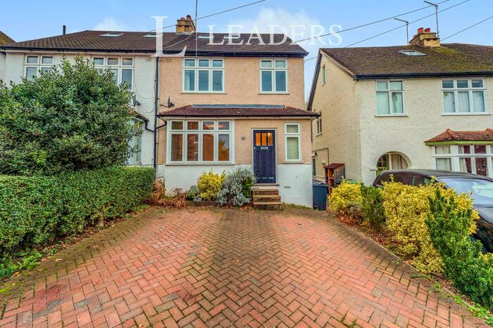 4 Bedroom Semi-Detached House To Rent In Roland Street, St.Albans, AL1