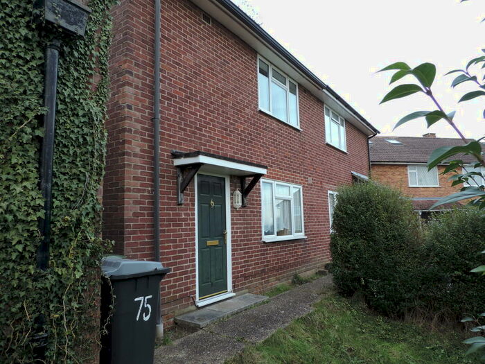 4 Bedroom Semi-Detached House To Rent In Fox Lane, Winchester, SO22