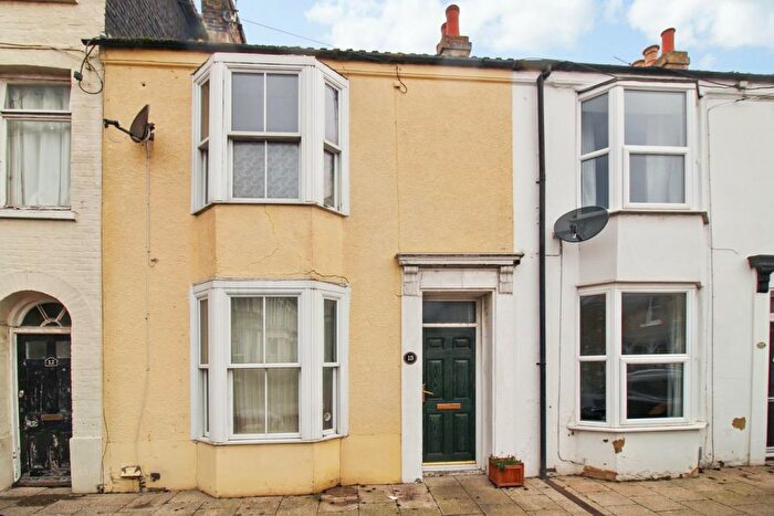 3 Bedroom Terraced House For Sale In Underdown Road, Herne Bay, CT6